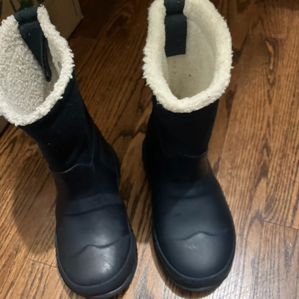 Hunter Unisex-Child in/Out Insulated Snow Boot